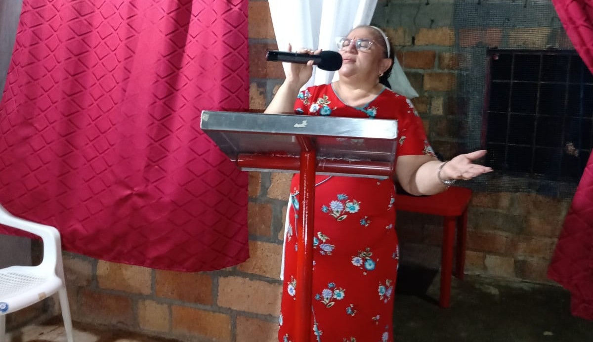 Predicación en la Iglesia del Nazareno Refugio de Dios en El Llanito, Barrancabermeja